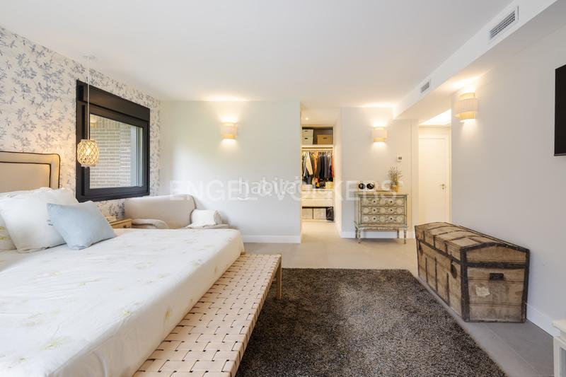 Foto ba8f0098-6524-41e0-bb32-2f0f343ee738. Casa con riscaldamento parcheggio piscina in Ciudalcampo