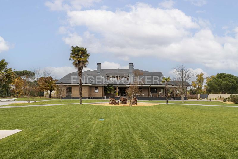 Foto ecce7890-5abc-43e0-b062-b59a2415825d. Casa con riscaldamento parcheggio piscina in Ciudalcampo