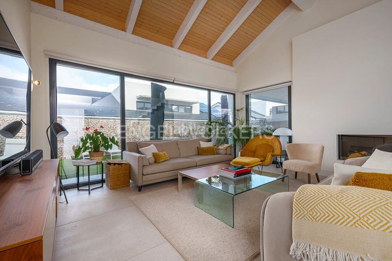 Foto ae0e7ff3-4671-4eed-b934-20acbd1f1adc. Casa adossada amb calefacció aparcament piscina a Boadilla del Monte