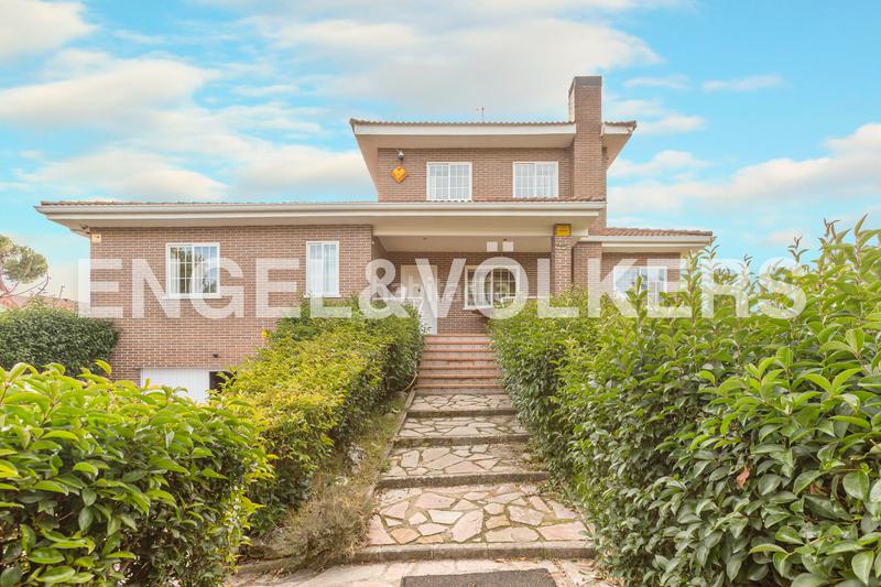 Foto 3f45b0a8-2e38-4c0a-a9dc-df7fceac8c5d. Casa estupendo chalet unifamiliar en alcorcón en Castillo-Campodón Villaviciosa de Odón