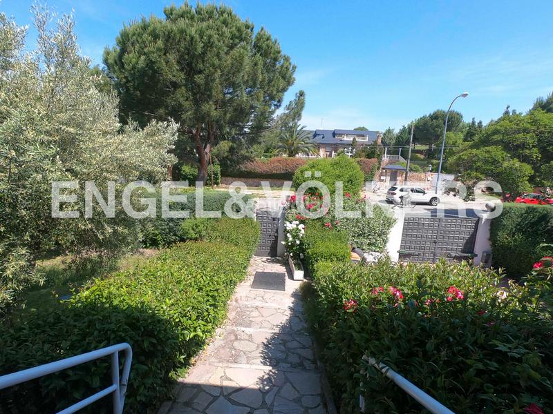 Foto 5827fbf4-a4b6-4ff4-91cc-e82ea29a3121. Casa estupendo chalet unifamiliar en alcorcón en Castillo-Campodón Villaviciosa de Odón