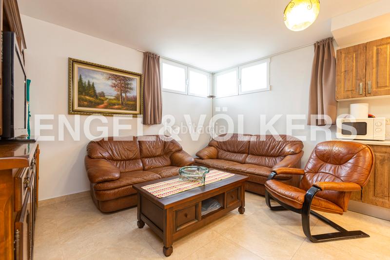 Foto a5dcb9d9-3be2-4024-a7a3-a8544b87f946. Casa estupendo chalet unifamiliar en alcorcón en Castillo-Campodón Villaviciosa de Odón