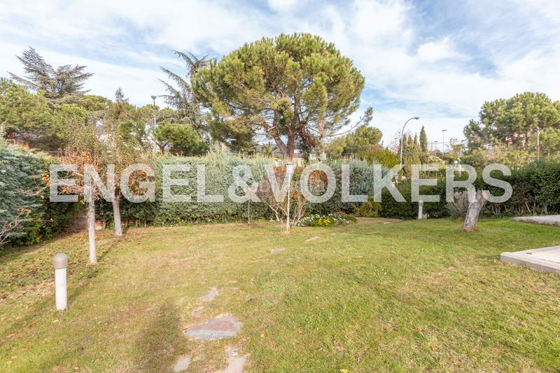 Foto a70b488f-a248-439a-9242-faf4ccfe4363. Casa estupendo chalet unifamiliar en alcorcón en Castillo-Campodón Villaviciosa de Odón