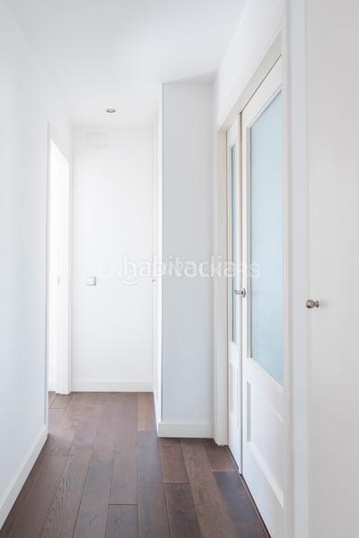 Foto 1668d2ff-7828-44f8-9f0e-be27d117ea37. Àtic amb calefacció aparcament piscina a Adelfas Madrid