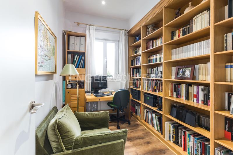 Foto 8a7242fe-3e19-45c8-b235-231c78d71dd1. Appartement avec chauffage parking dans Cuatro Caminos - Azca Madrid