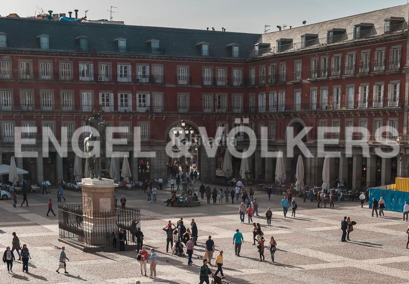 Foto 2ce26048-d65b-4d45-9068-5b7948d36d48. Apartment with heating in Sol Madrid