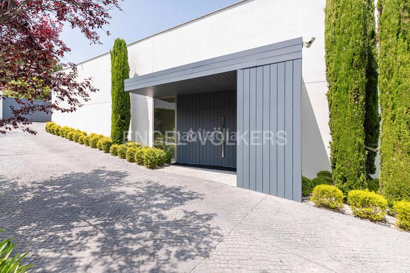 Foto 4a538407-c40d-41f0-8dc4-78d7a22f3055. Haus mit heizung parking pool in Bonanza Boadilla del Monte