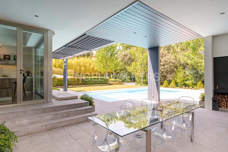 Foto 954c1a8a-7909-451a-8601-baef5c0787bb. Haus mit heizung parking pool in Bonanza Boadilla del Monte