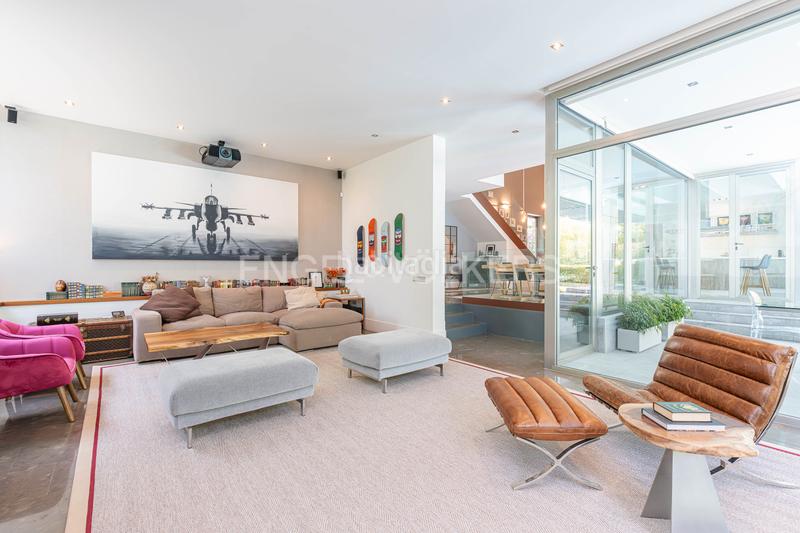 Foto a4367bf8-76f1-462e-b219-d85b35696b36. Haus mit heizung parking pool in Bonanza Boadilla del Monte