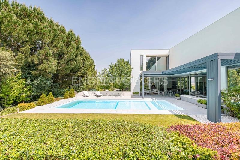 Foto d0a081e4-8409-479b-b9fd-95ca44cd3872. Haus mit heizung parking pool in Bonanza Boadilla del Monte