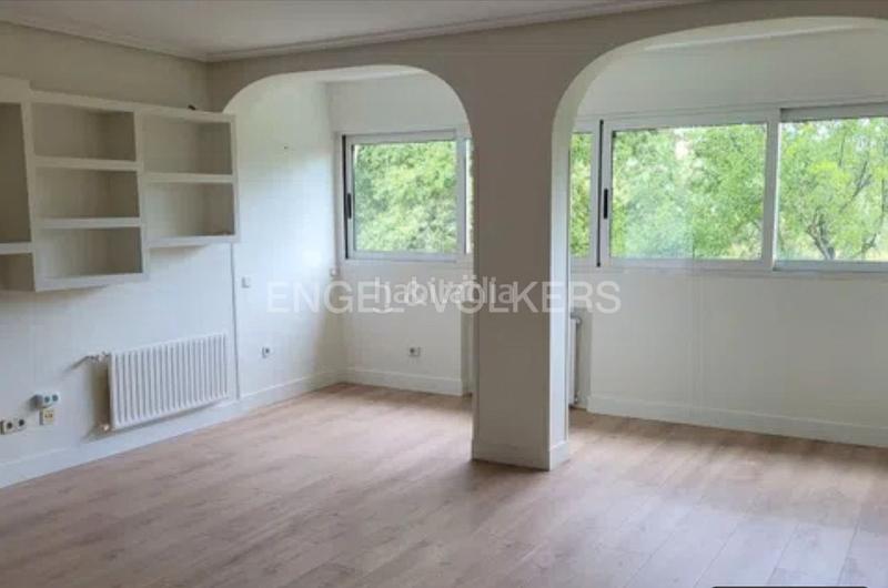 Foto 88f40e5f-6743-4a2d-86f7-32df94c47371. Casa con riscaldamento parcheggio piscina in Ciudalcampo