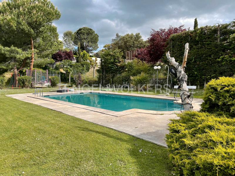 Foto 89c13493-5e2a-495c-a9b8-dc0b7add1548. Casa con riscaldamento parcheggio piscina in Ciudalcampo