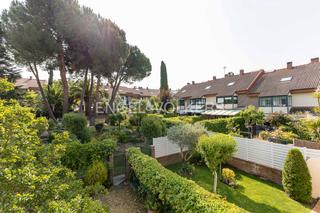 Lloguer Casa  Calle playa de sangenjo. Chalet adosado en punta galea las rozas