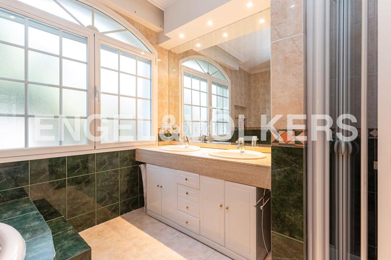 Foto 48f77950-8367-44ea-96f9-54dcf3da2015. Haus mit heizung parking pool in Fontenebro-Altavista Collado Villalba