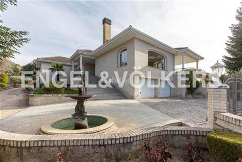 Foto 4e340256-2903-4891-8380-0c09afa88a85. Haus mit heizung parking pool in Fontenebro-Altavista Collado Villalba