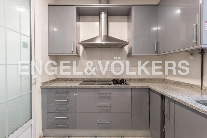 Foto 6fd11d86-7ffc-4f21-b73f-6ff957222ab9. Location appartement avec chauffage dans Recoletos Madrid