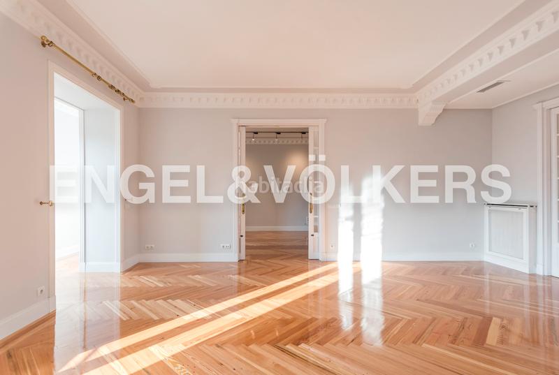 Foto 96d60277-4794-479e-aeaa-7042c3b4cb8b. Location appartement avec chauffage dans Recoletos Madrid