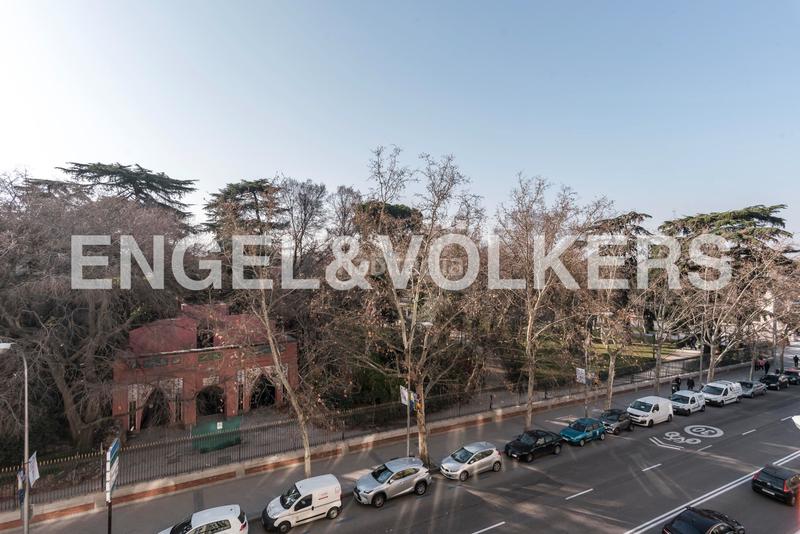 Foto 6c6ec1b2-0039-4721-ab77-eeeff87f9f56. Rent apartment with heating in Recoletos Madrid