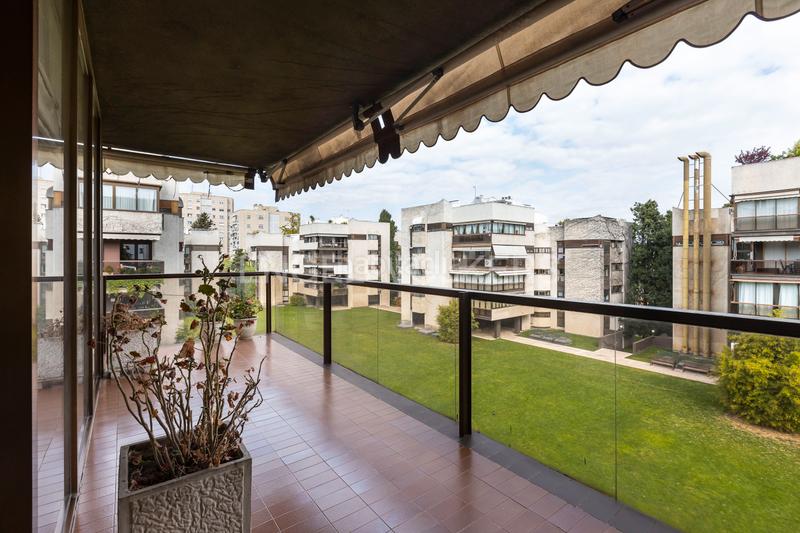 Foto 2d34bd14-e24e-40f1-aa62-d6b660a54f28. Apartamento amplio y luminoso piso en arturo soria en Madrid