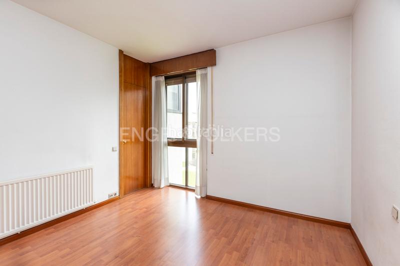 Foto 913f8ca0-ac0e-4bc9-9377-c2f79a5d8891. Apartamento amplio y luminoso piso en arturo soria en Madrid