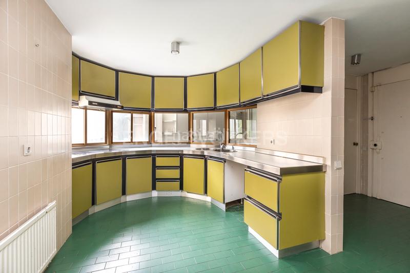 Foto 99f6c0e0-4ae0-4148-aace-0a5a2cba5139. Apartamento amplio y luminoso piso en arturo soria en Madrid