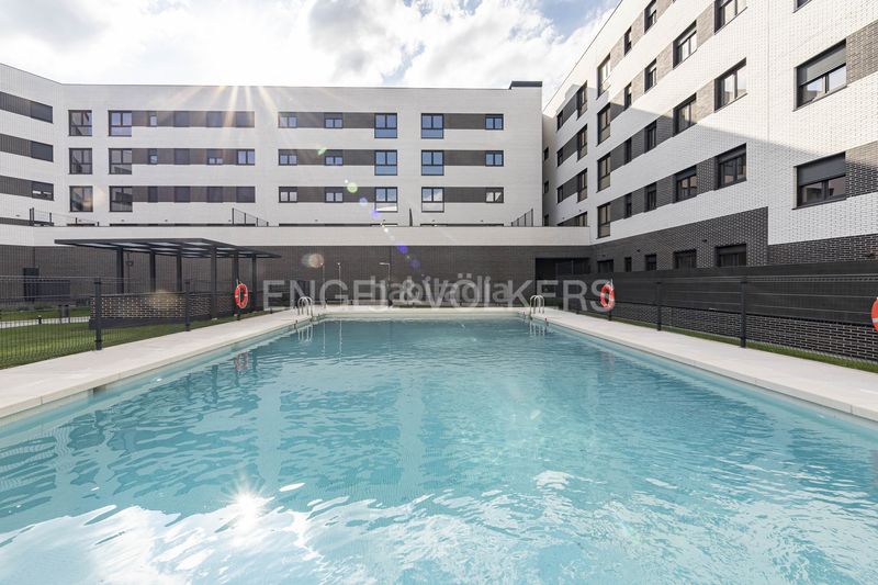 Foto 9b9923b0-1ff4-47a8-89ec-21d11ce6395c. Alquiler piso obra nueva piso de 2 dormitorios en barajas en Madrid