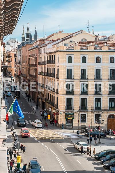 Foto ac91b240-3fa4-4a5b-93dc-d7914cde5f05. Alquiler apartamento funcional duplex amueblado en Palacio en alquiler en Madrid