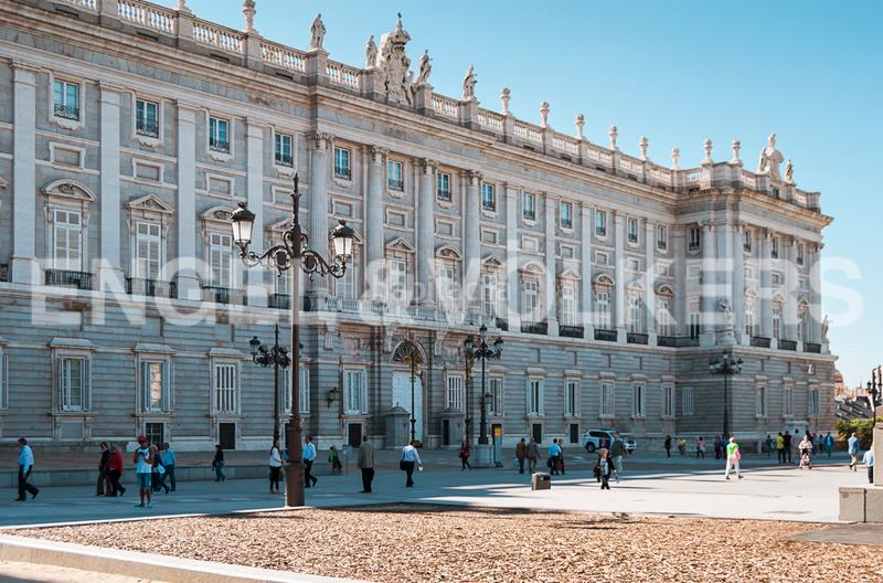 Foto d6b96ba1-d2ab-435e-8866-0f4cfb7333c8. Alquiler apartamento funcional duplex amueblado en Palacio en alquiler en Madrid