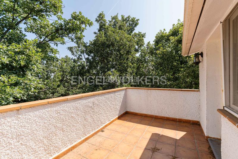 Foto 7af72826-ac6d-4f4c-951a-bedab33dbad2. Casa amb calefacció aparcament a Mojadillas-Parque de las Infantas-El Paraiso Valdemorillo