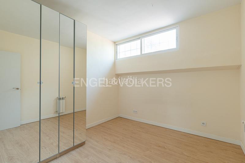 Foto 8812563d-2b66-4b82-b249-fa36353da1a6. Casa amb calefacció aparcament a Mojadillas-Parque de las Infantas-El Paraiso Valdemorillo