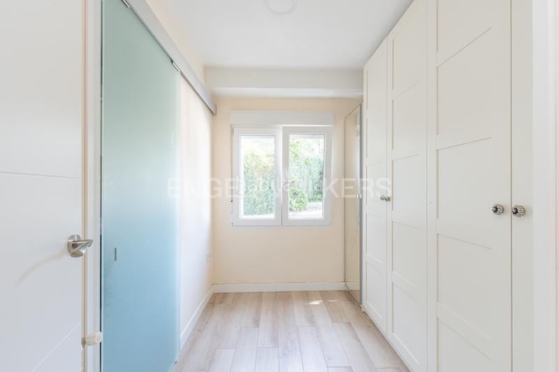 Foto ce4eb97c-110c-49cf-ba74-15d4284e9e62. Casa amb calefacció aparcament a Mojadillas-Parque de las Infantas-El Paraiso Valdemorillo