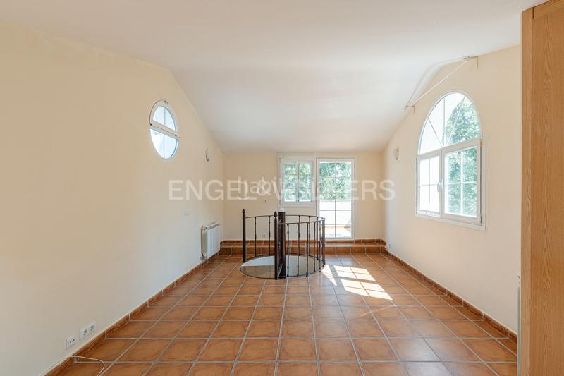 Foto d3f51b80-1e07-44a2-bc03-a975b67fec67. Casa amb calefacció aparcament a Mojadillas-Parque de las Infantas-El Paraiso Valdemorillo