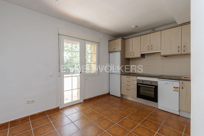 Foto f5775f13-5838-459d-99dc-66b54dc5eed1. Casa amb calefacció aparcament a Mojadillas-Parque de las Infantas-El Paraiso Valdemorillo