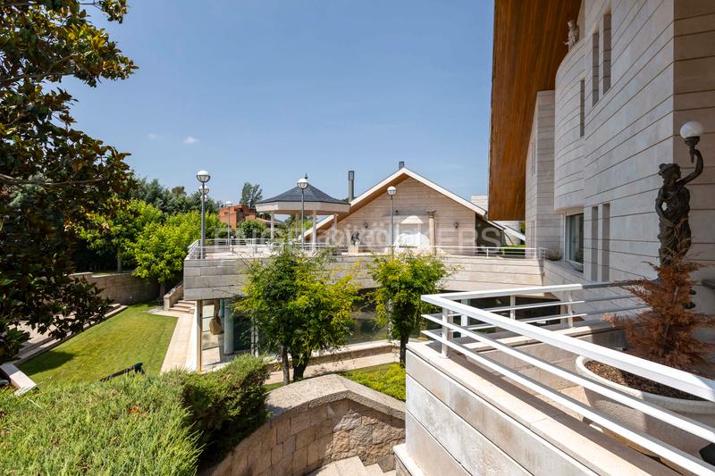 Foto 13a1dc69-60f8-4ba9-92b3-84ccb247bd58. Maison avec chauffage parking piscine dans Santo Domingo