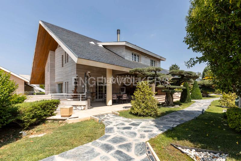 Foto a72e0c0a-a802-4dc8-9dab-aee90560c32f. Maison avec chauffage parking piscine dans Santo Domingo