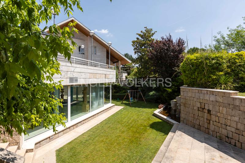 Foto ab52f1a9-f8d4-4668-865b-fde33ba85999. Maison avec chauffage parking piscine dans Santo Domingo