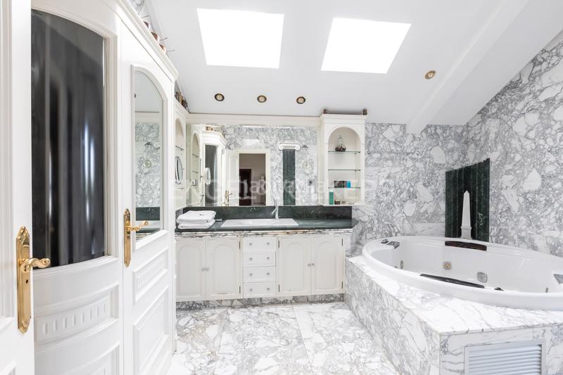 Foto f7178b7b-5715-4f4a-8b14-d26cf54b6f71. Maison avec chauffage parking piscine dans Santo Domingo