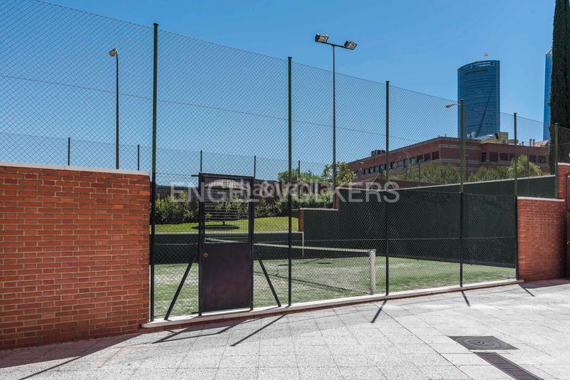 Foto 41a6e2fc-d1a5-49fa-8d78-fa4281ebdb4d. Affitto piccolo appartamento con riscaldamento parcheggio piscina in Madrid