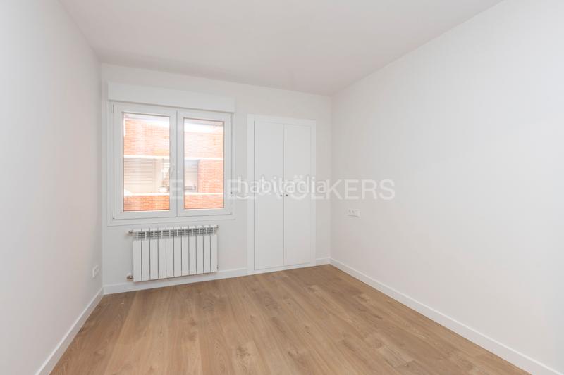 Foto 15d26a27-e328-4db1-8e75-23c695b32cc2. Lloguer apartament amb calefacció aparcament piscina a Madrid