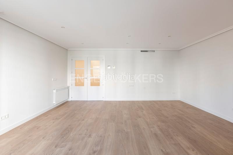 Foto c39b74eb-b919-4748-999e-67f1d7554008. Lloguer apartament amb calefacció aparcament piscina a Madrid