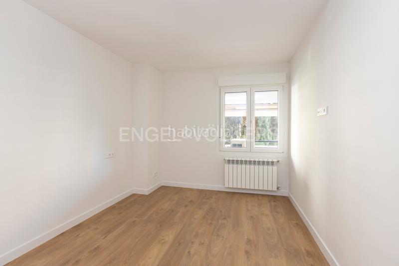 Foto 64d8e610-210c-42c6-8ff2-3cfc7d202d11. Miete appartement mit heizung parking pool in La Paz Madrid