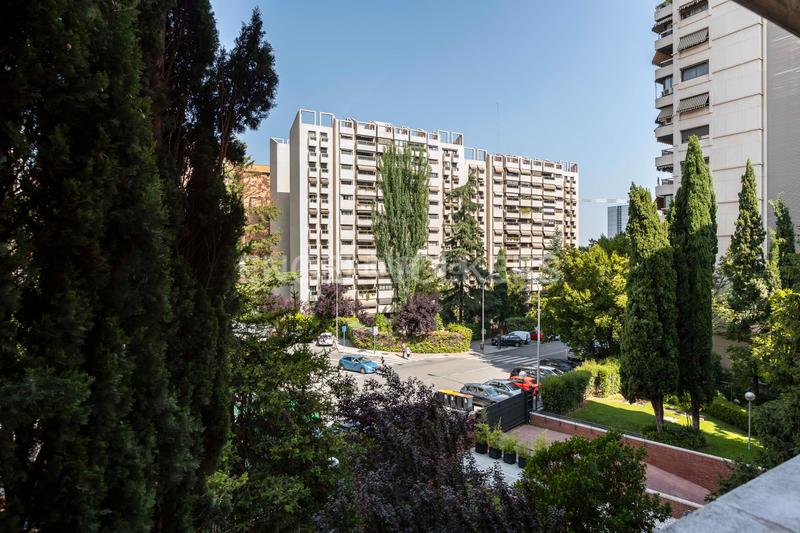 Foto 0a79aee3-3157-4a12-a875-8b10fe8f8c7c. Rent apartment with heating parking pool in La Paz Madrid