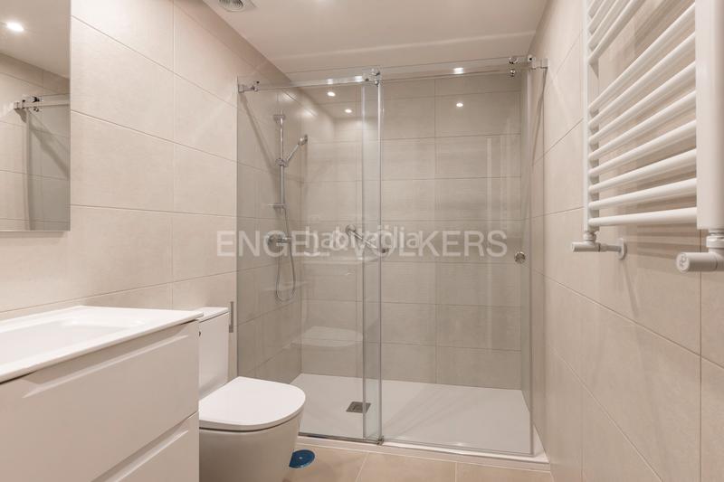 Foto e756b9dc-d196-4668-b9b9-5af97f0774eb. Rent apartment with heating parking pool in La Paz Madrid