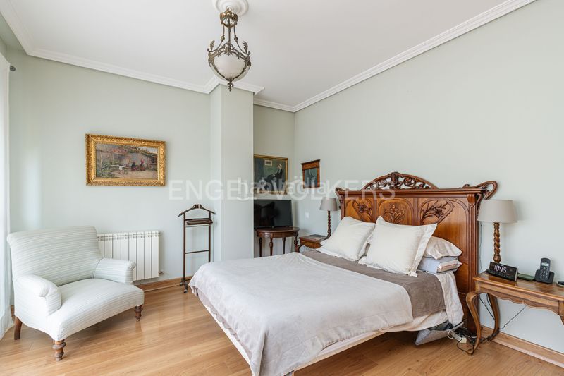 Foto 4f9aca7d-2704-40d2-af14-e48c28b34d2d. Casa amb calefacció aparcament a Mojadillas-Parque de las Infantas-El Paraiso Valdemorillo