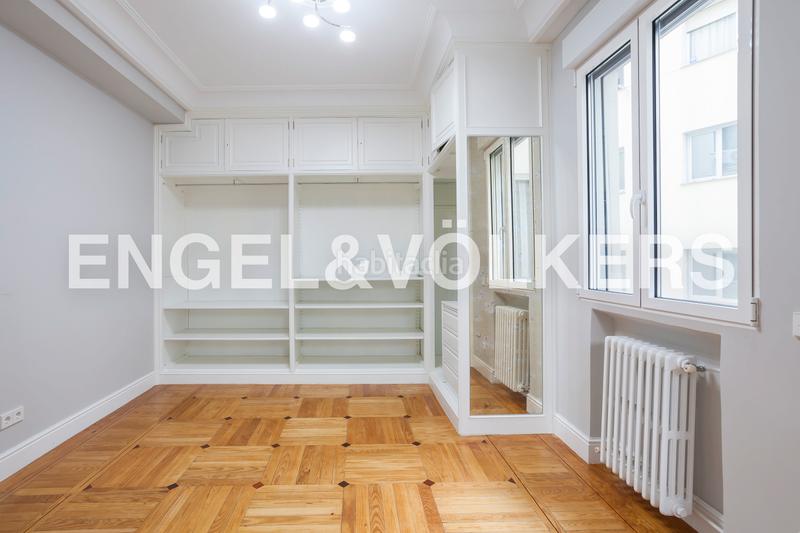 Foto 3b6b61b9-2e85-422f-b00e-57a3055cef33. Alquiler apartamento magnifica piso reformado con terraza en chamberí en Madrid
