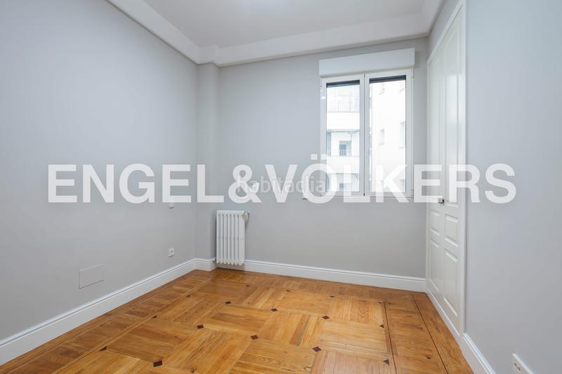 Foto 8fe11351-3c3c-4c2e-acac-c7c4ba82c745. Alquiler apartamento magnifica piso reformado con terraza en chamberí en Madrid