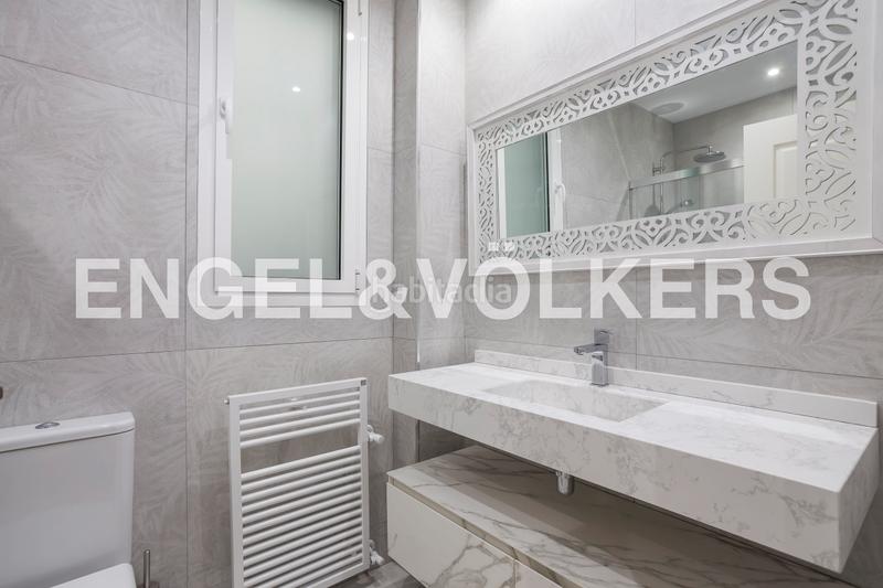 Foto a9b42406-1c69-4701-895a-59beab24b24d. Alquiler apartamento magnifica piso reformado con terraza en chamberí en Madrid