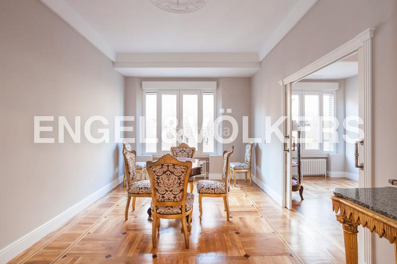 Foto d24534ca-e028-4369-9d8b-eb4c315be2b7. Alquiler apartamento magnifica piso reformado con terraza en chamberí en Madrid