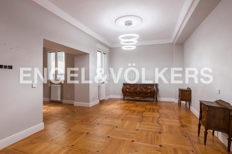 Foto dc7f1986-243d-4ae4-9e6b-d004138e7fe8. Alquiler apartamento magnifica piso reformado con terraza en chamberí en Madrid
