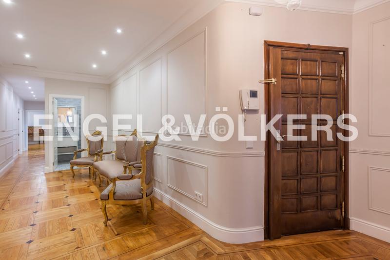Foto 8dfe7cb0-f945-4dd6-a907-5444dcb1522e. Location appartement avec chauffage dans Vallehermoso Madrid